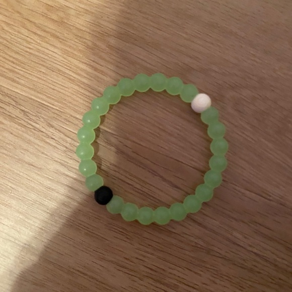 Lokai bracelets - Picture 6 of 10